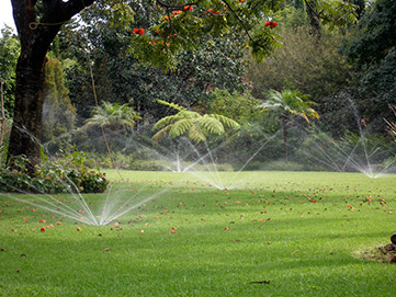 Sistema de riego por aspersión